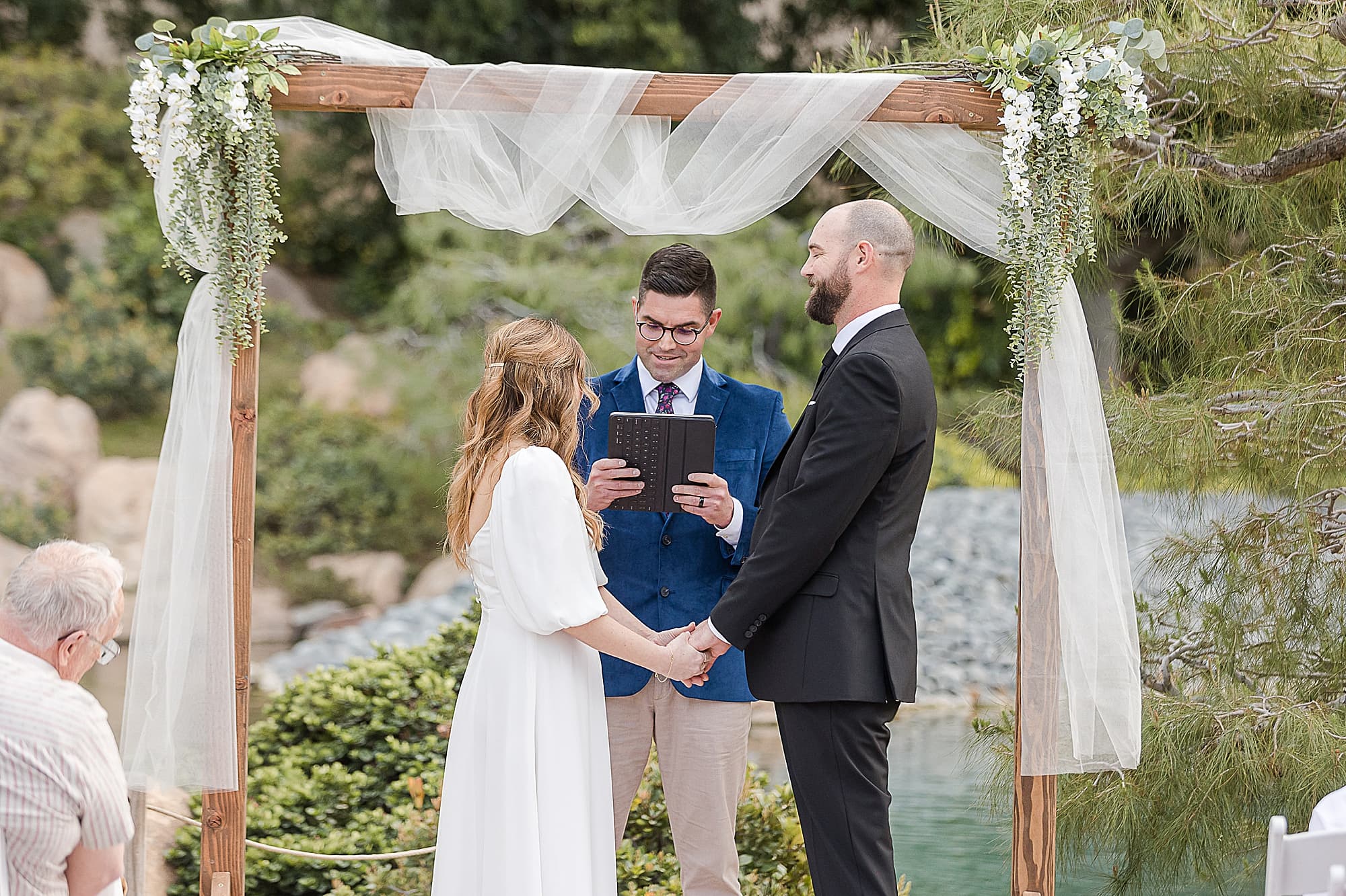 Tips for Best Ceremony Photos by Affordable Wedding Photographers