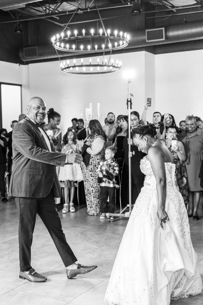 Stylish Scottsdale Wedding Dolce Events Affordable Wedding Photographer Pink Pineapple Studio