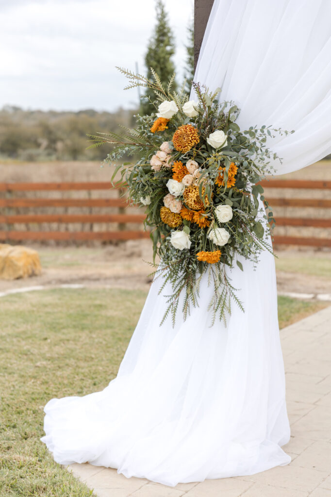 Lavish Breathtaking Wedding Red Rock Vineyards Affordable Austin Wedding Photographer