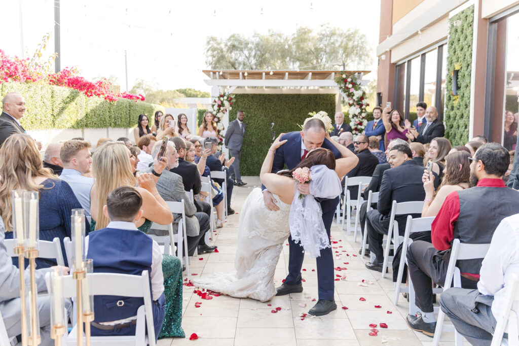 Captivating Elegant Wedding Dolce Events Affordable Scottsdale Wedding Photographer