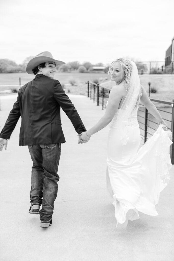 Radiant Charming Wedding Loco Lake Event Venue Dallas Wedding Photographer