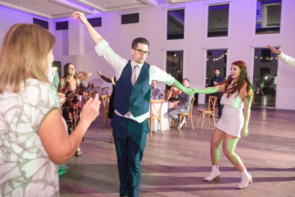 Stunning Elegant Wedding Colby Falls Phoenix Wedding Photographer