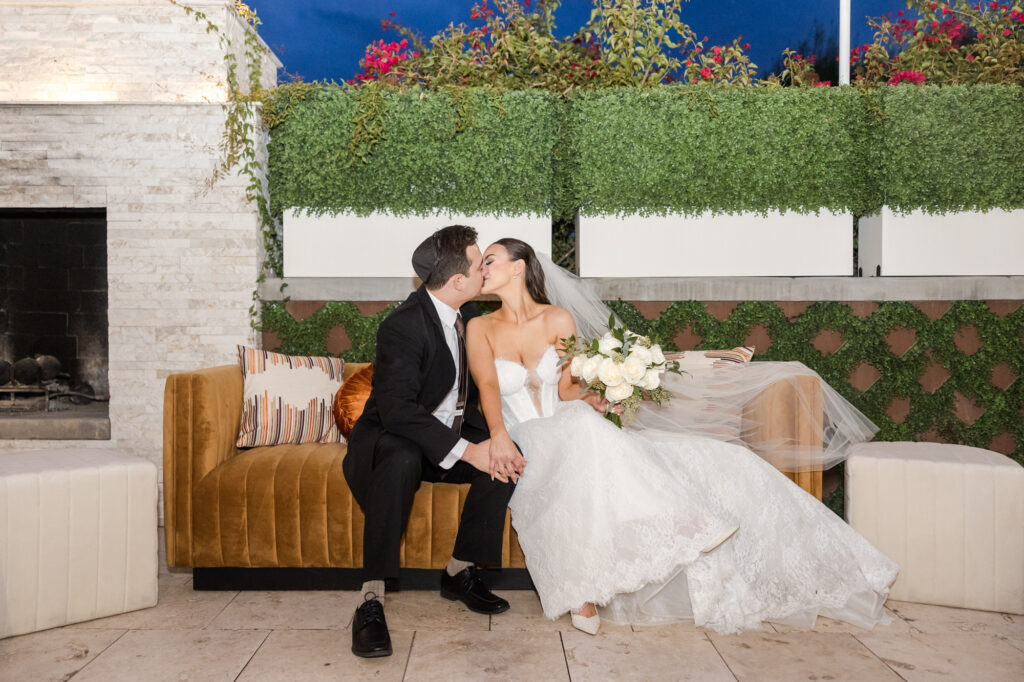 Breathtakingly Radiant Wedding Dolce Events Phoenix Wedding Photographer