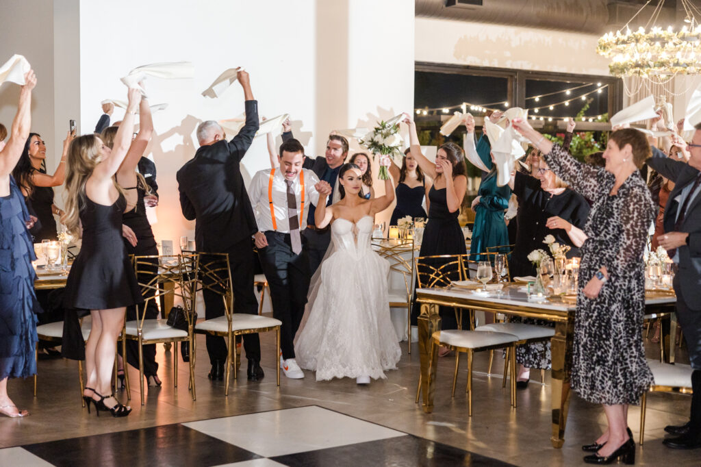 Breathtakingly Radiant Wedding Dolce Events Phoenix Wedding Photographer